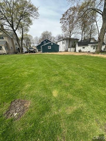 6 Lake Avenue, Auburn, NY 13021