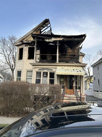122 S Cherry Street, Poughkeepsie, NY 12601