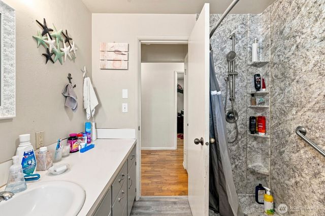 1913 King Street, Shelton, WA 98584