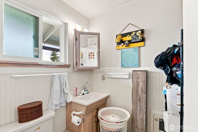 1913 King Street, Shelton, WA 98584