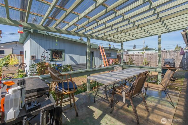1913 King Street, Shelton, WA 98584