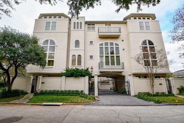 2094 Brentwood Drive, Houston, TX 77019
