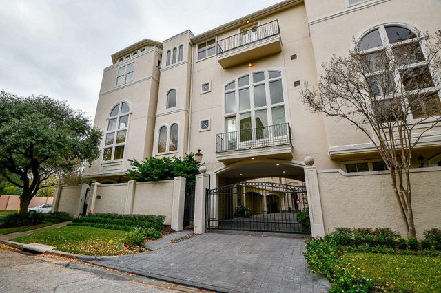 2094 Brentwood Drive, Houston, TX 77019