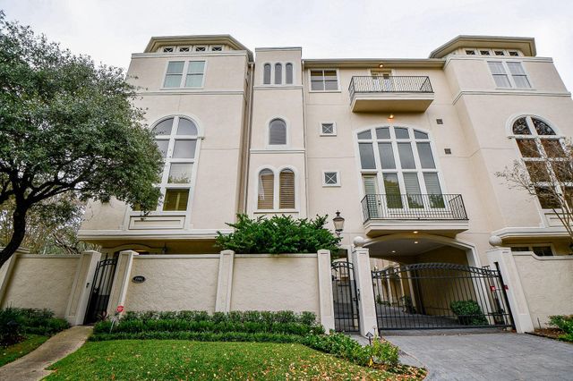 2094 Brentwood Drive, Houston, TX 77019