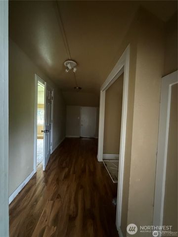 521 W King Street, Aberdeen, WA 98520