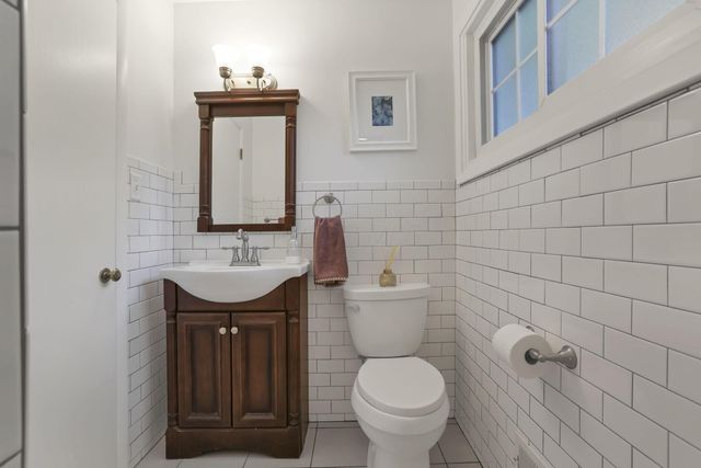2005 Malvern Road, Upper Arlington, OH 43221