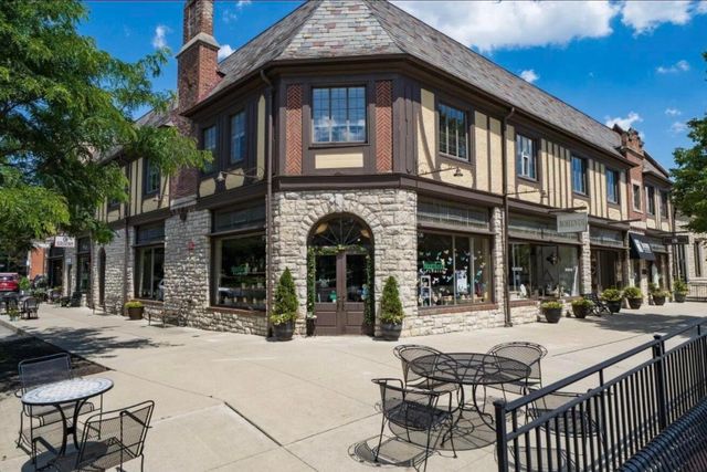 2005 Malvern Road, Upper Arlington, OH 43221