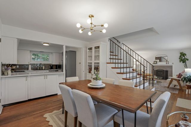 2005 Malvern Road, Upper Arlington, OH 43221