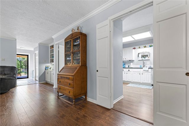 2911 Braeburn, Bryan, TX 77802