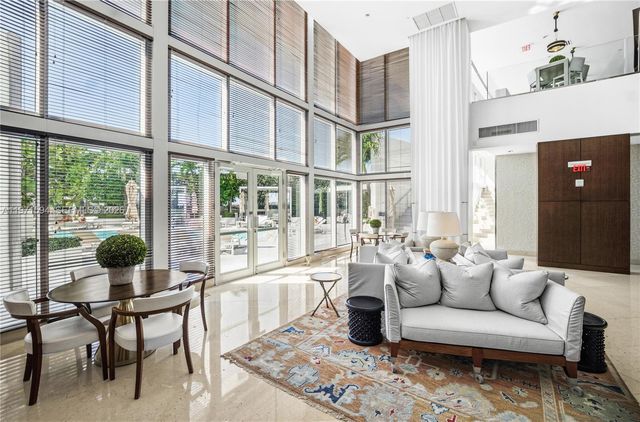 450 Alton Rd 2710, Miami Beach, FL 33139