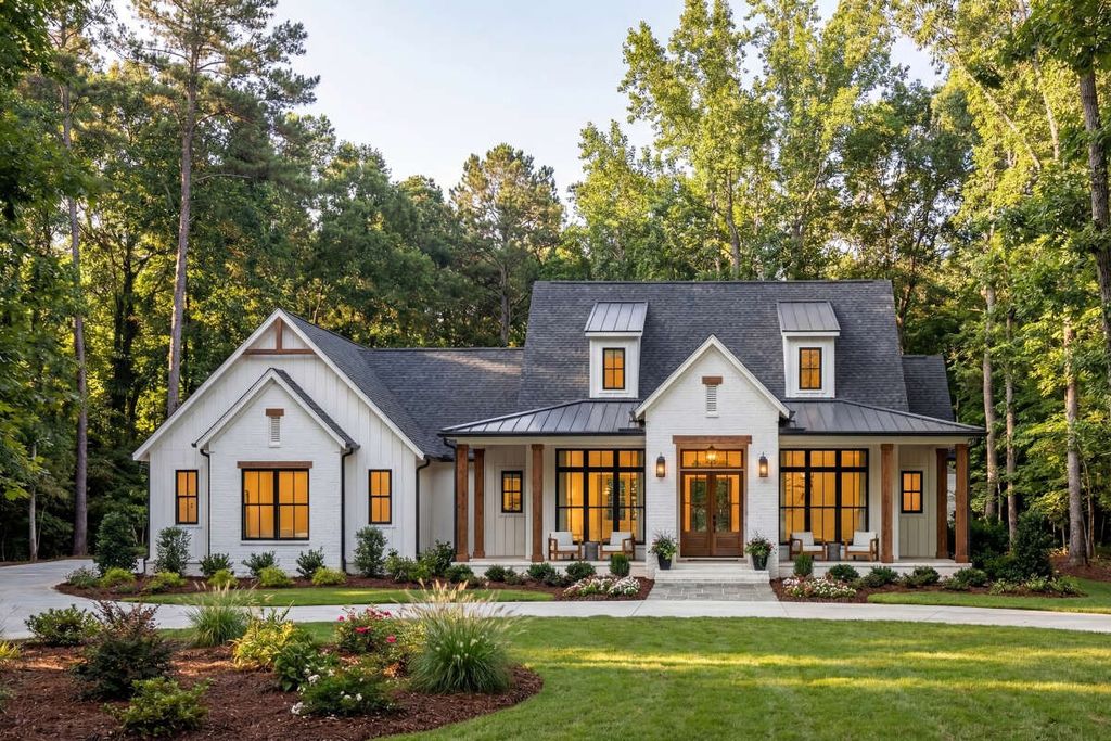 1 Hardwood Dr, Clarksville, TN 37040