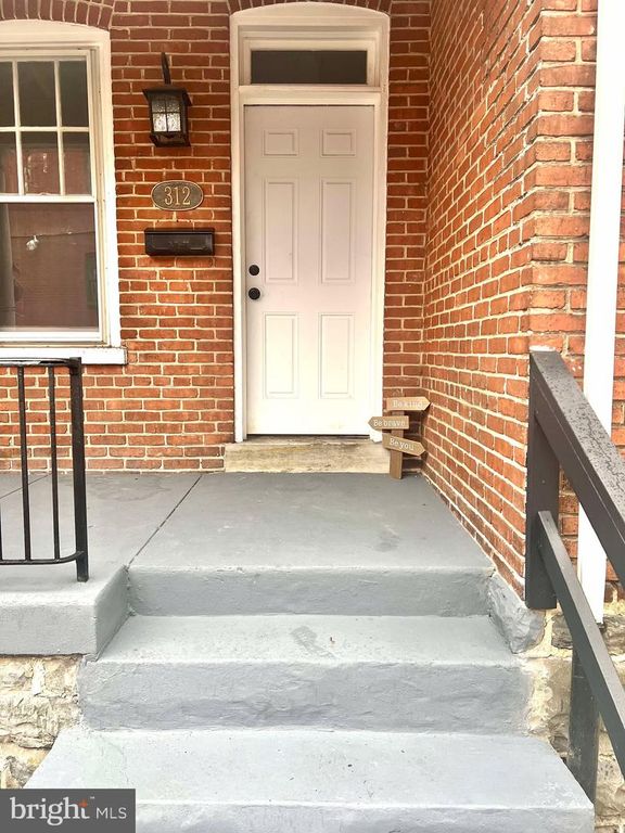 312 PERSHING AVENUE, Lancaster, PA 17602