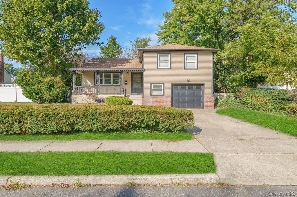 20 Ford Drive S, Massapequa, NY 11758 — exterior