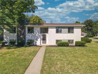 360 Marviel Drive, Fairlawn, OH 44333