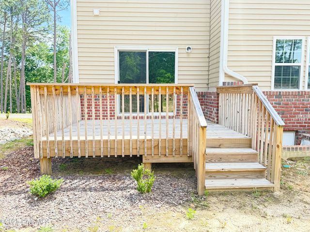 830 Ducks Landing, Aberdeen, NC 28315