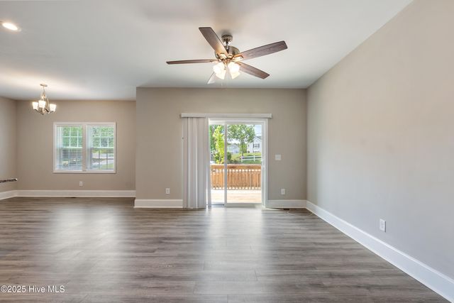 830 Ducks Landing, Aberdeen, NC 28315