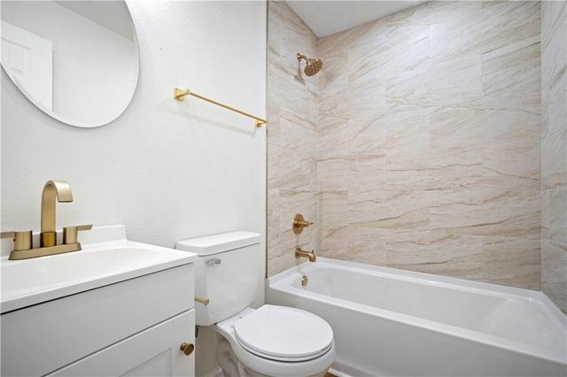 7113 Peachtree Avenue, Mobile, AL 36618