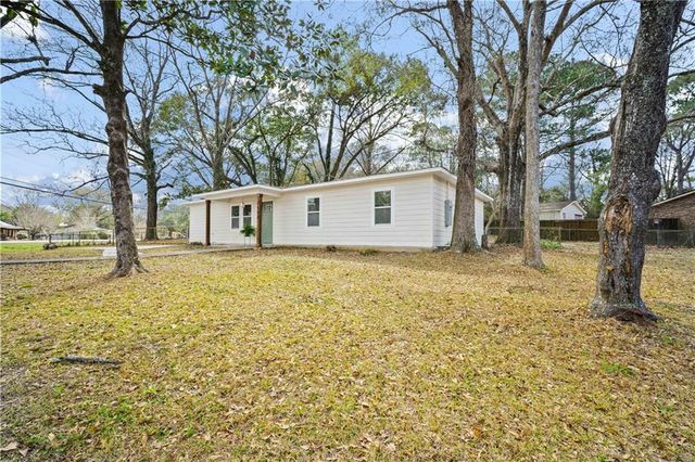 7113 Peachtree Avenue, Mobile, AL 36618