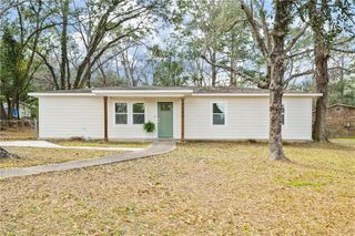 7113 Peachtree Avenue, Mobile, AL 36618