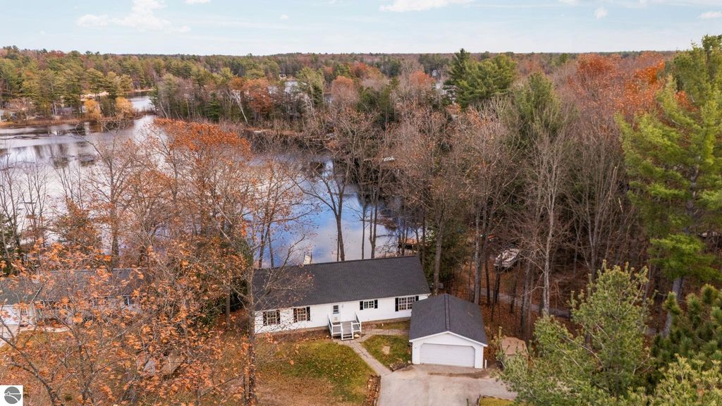 Image 35 of property listing at 4056 N Spider Lake, Traverse City, MI 49696