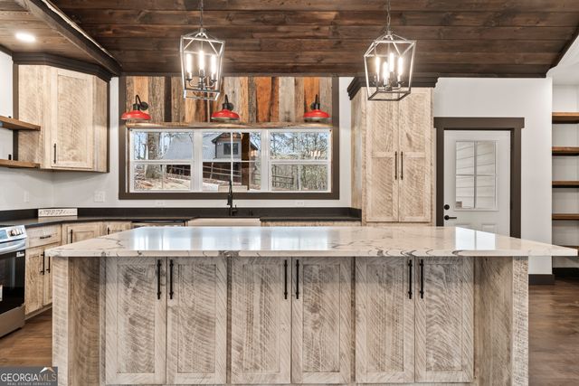 64 Nickel Lane, Ellijay, GA 30540