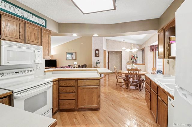 5112 Mark David Drive, Gaines Township, MI 48473