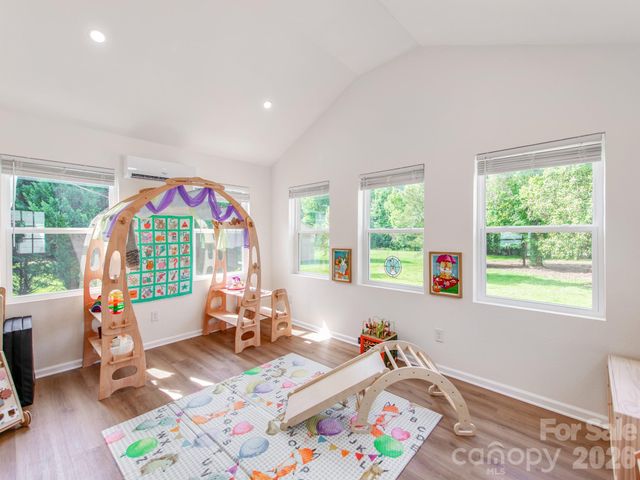 629 Belmorrow Drive, Charlotte, NC 28214