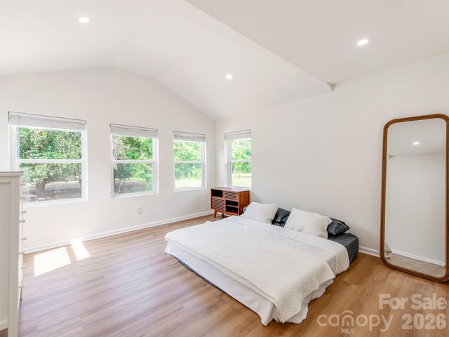 629 Belmorrow Drive, Charlotte, NC 28214