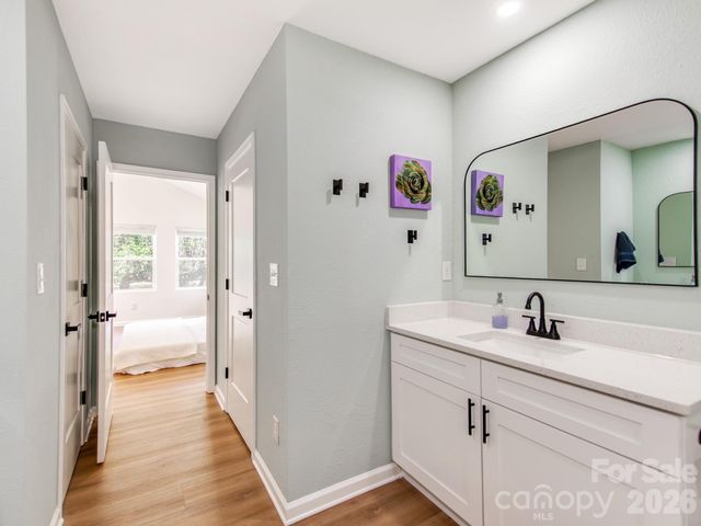 629 Belmorrow Drive, Charlotte, NC 28214