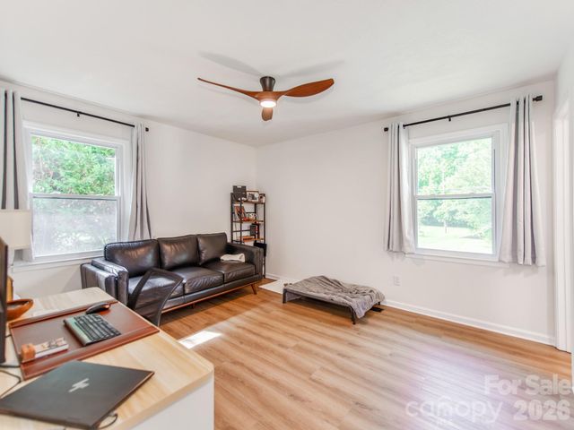 629 Belmorrow Drive, Charlotte, NC 28214