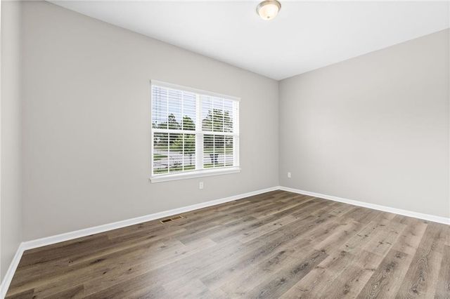 26147 W 141st Terrace, Olathe, KS 66061