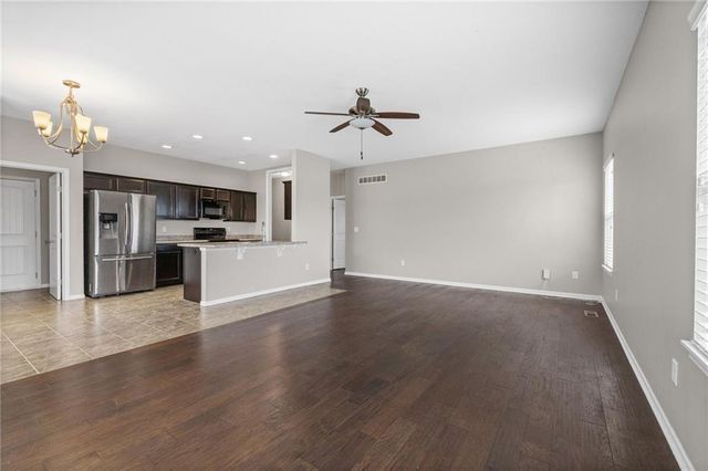 26147 W 141st Terrace, Olathe, KS 66061