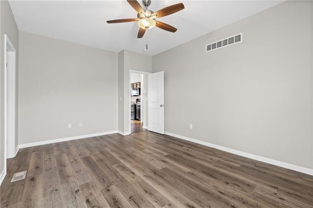 26147 W 141st Terrace, Olathe, KS 66061