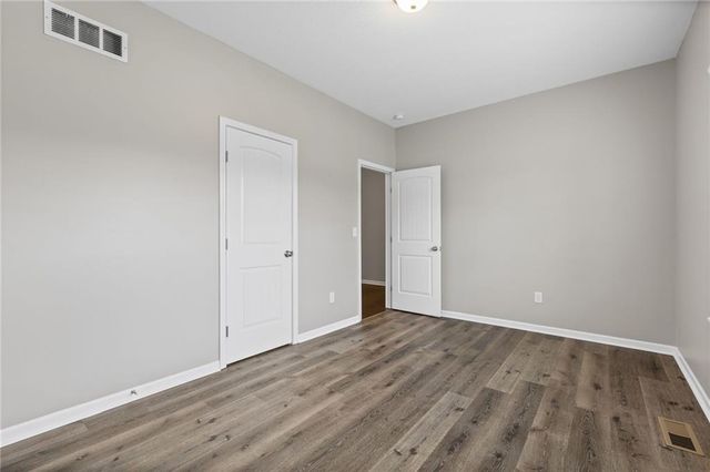 26147 W 141st Terrace, Olathe, KS 66061