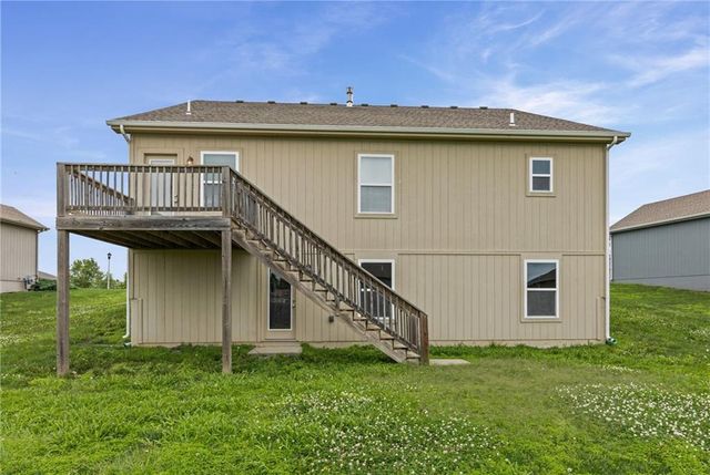 26147 W 141st Terrace, Olathe, KS 66061