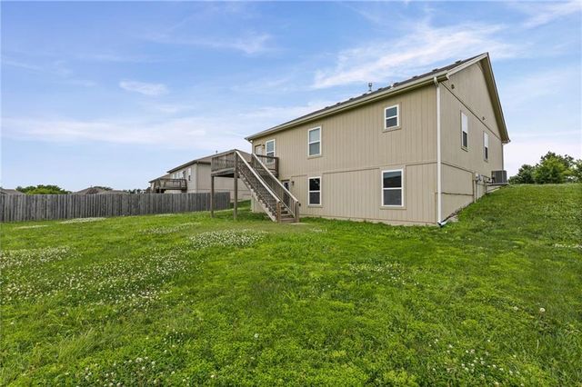 26147 W 141st Terrace, Olathe, KS 66061