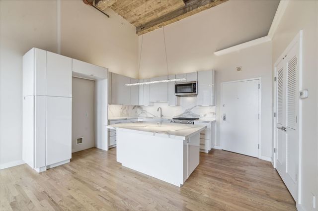 915 Franklin Street 9I, Houston, TX 77002