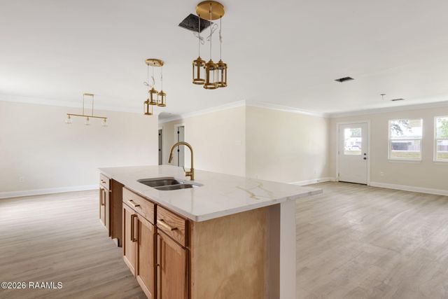 1401 S Fieldspan Road, Duson, LA 70529