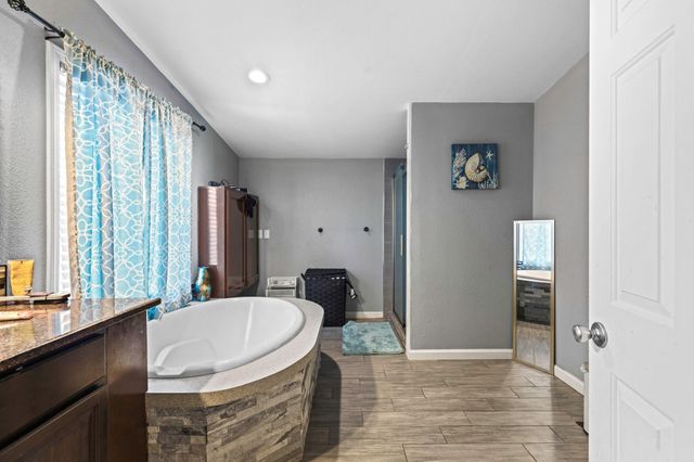 5035 Barth RD, Lockhart, TX 78644