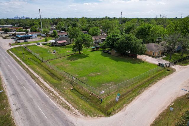0 W Hardy Street, Houston, TX 77076