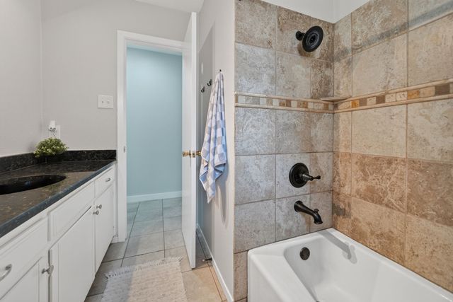 6521 Collard Court, North Richland Hills, TX 76182