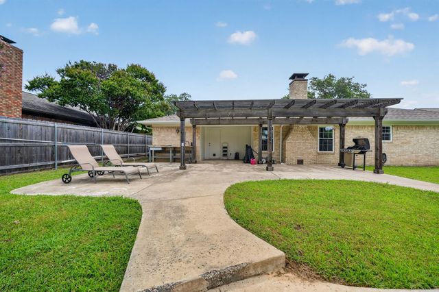 6521 Collard Court, North Richland Hills, TX 76182