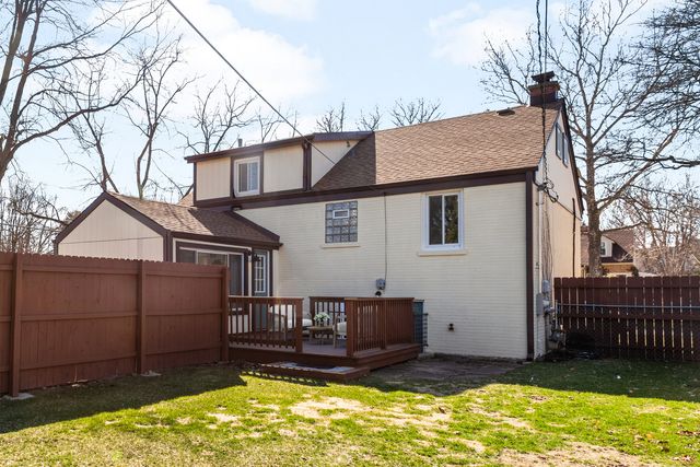 2945 Vernon Avenue, Brookfield, IL 60513