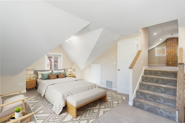 2945 Vernon Avenue, Brookfield, IL 60513