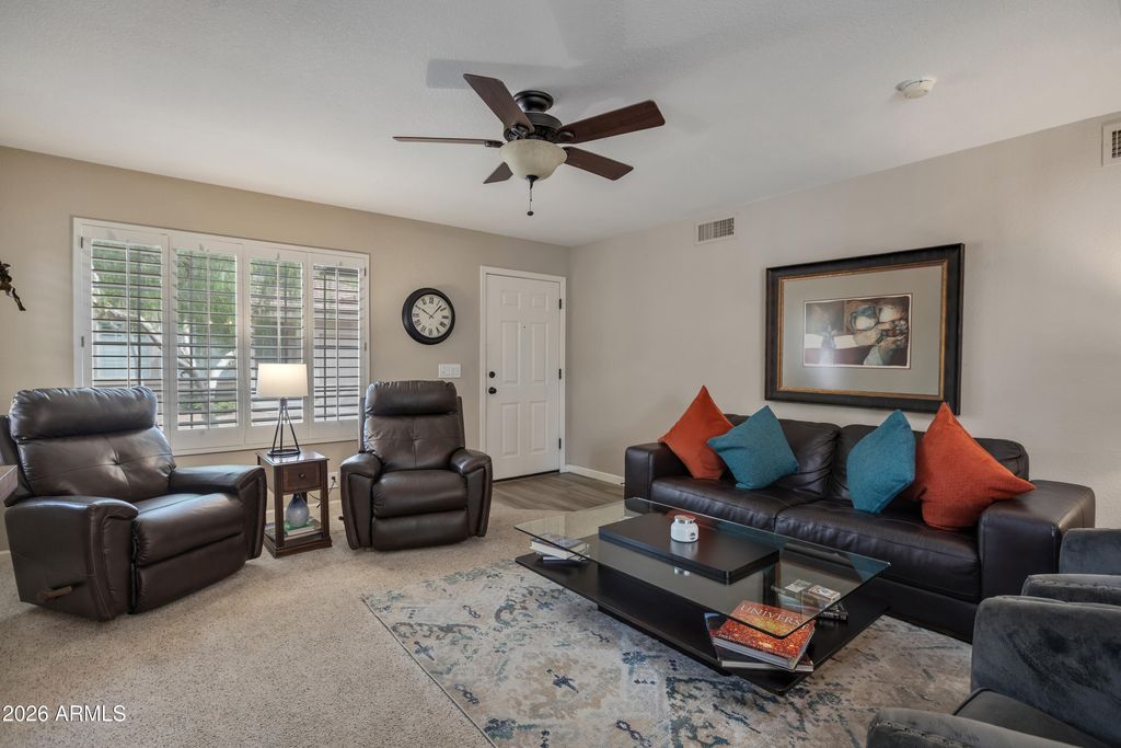 Image 3 of property listing at 7650 E WILLIAMS Drive 1035, Scottsdale, AZ 85255