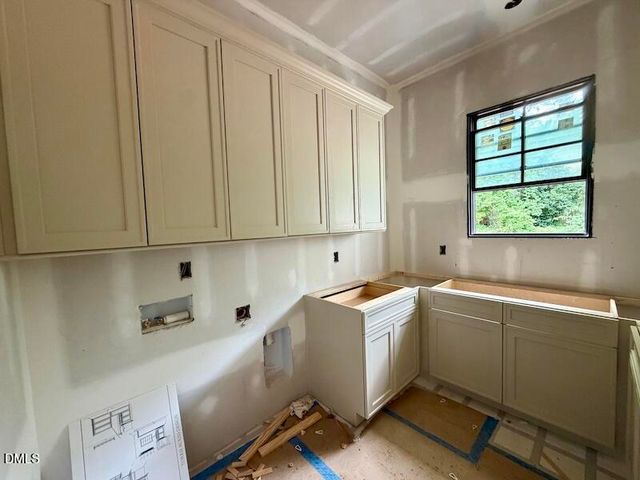 2123 Dunhill Drive, Raleigh, NC 27608