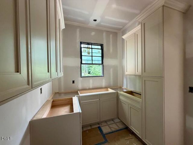2123 Dunhill Drive, Raleigh, NC 27608