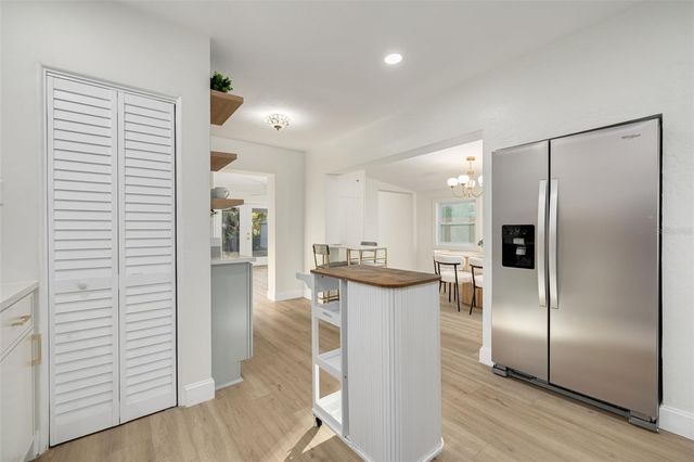 8062 28TH AVENUE N, St Petersburg, FL 33710