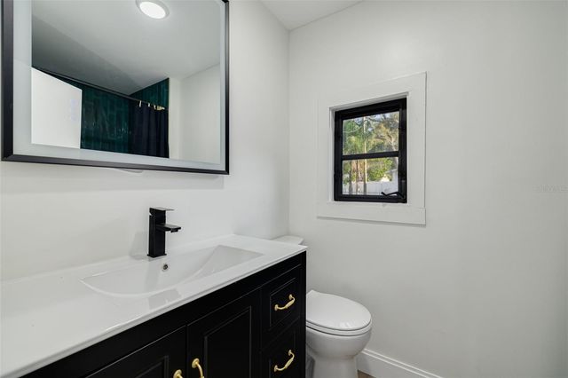 8062 28TH AVENUE N, St Petersburg, FL 33710