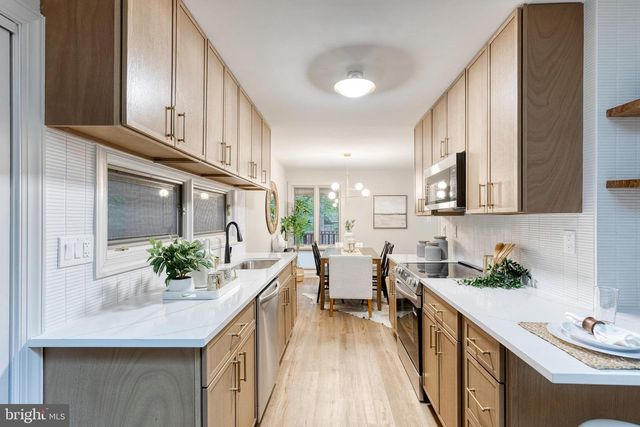 9488 GOOD LION RD, Columbia, MD 21045